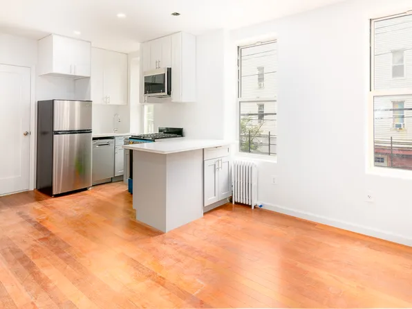 386 Stockholm Street image 1 of 9