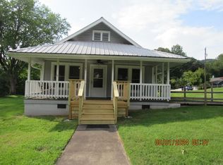 61 Buchanan Loop Rd, Sylva, NC 28779