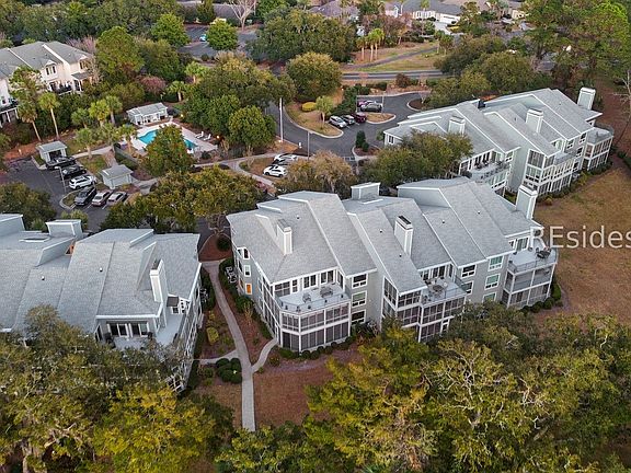 5th image of 71 Skull Creek Dr #103-B