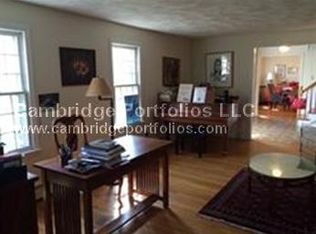 6 Freeman Cir, Lexington, MA 02421
