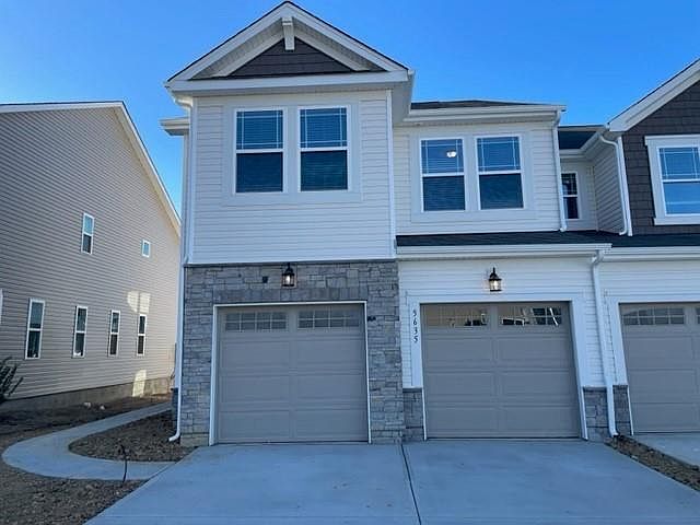 1st image of 5635 De Vere Dr #106