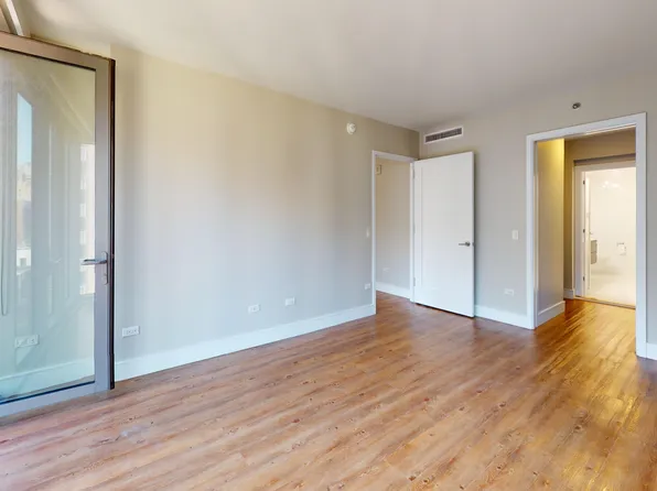 237 East 34th Street image 14 of 40