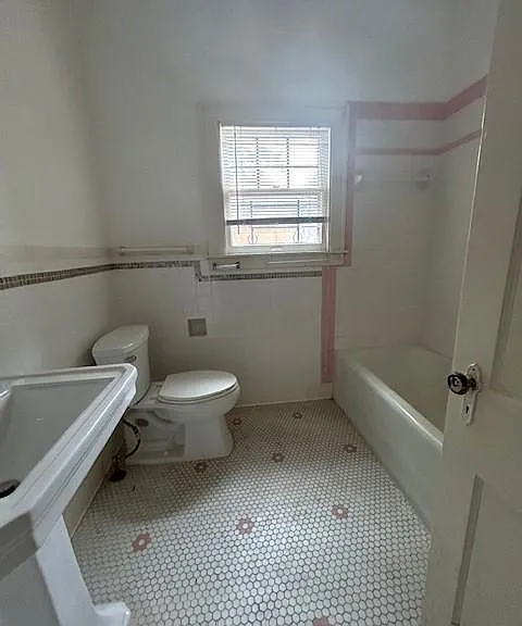 320 Spofford St #1 — Photo 6