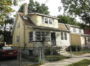 114 Pine Grove Ter, Newark, NJ 07106