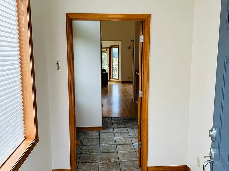 1875 N 15th Ct — Photo 3