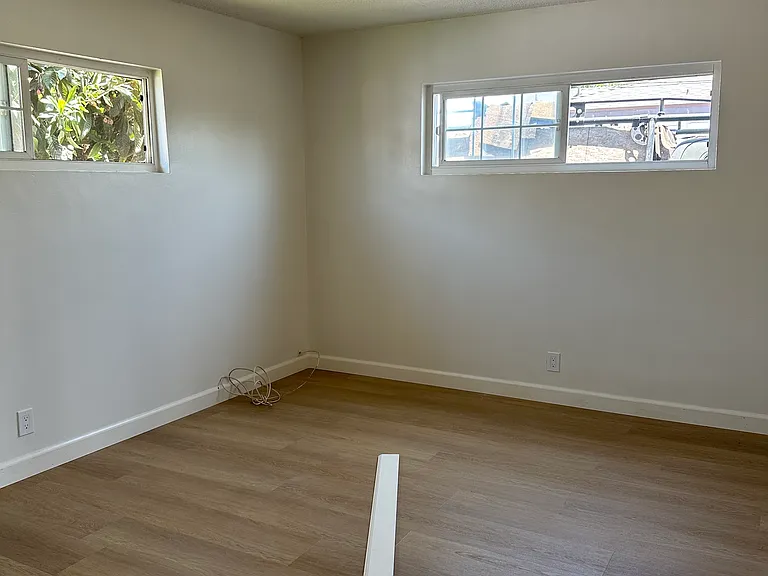 2539 1/2 Floradale Ave — Photo 3