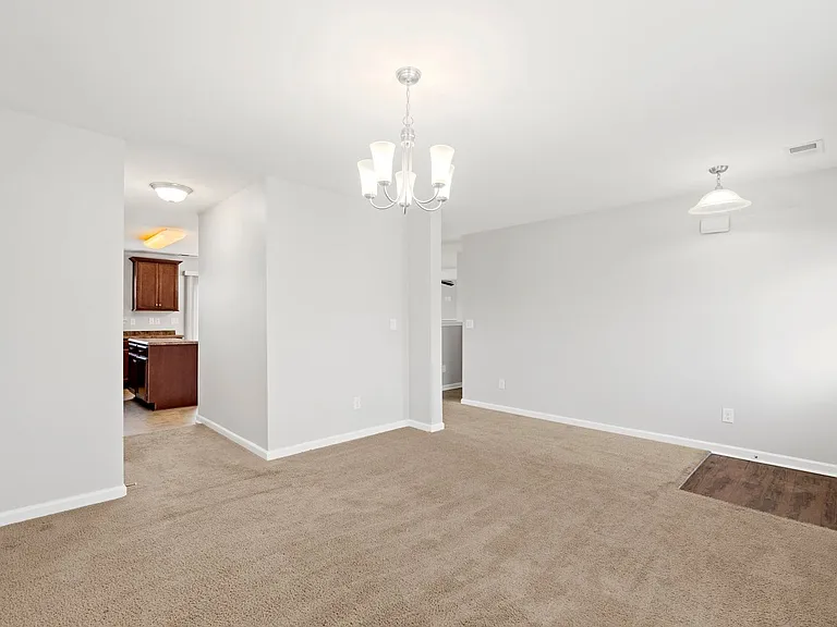 200 Willow Grove Way — Photo 7