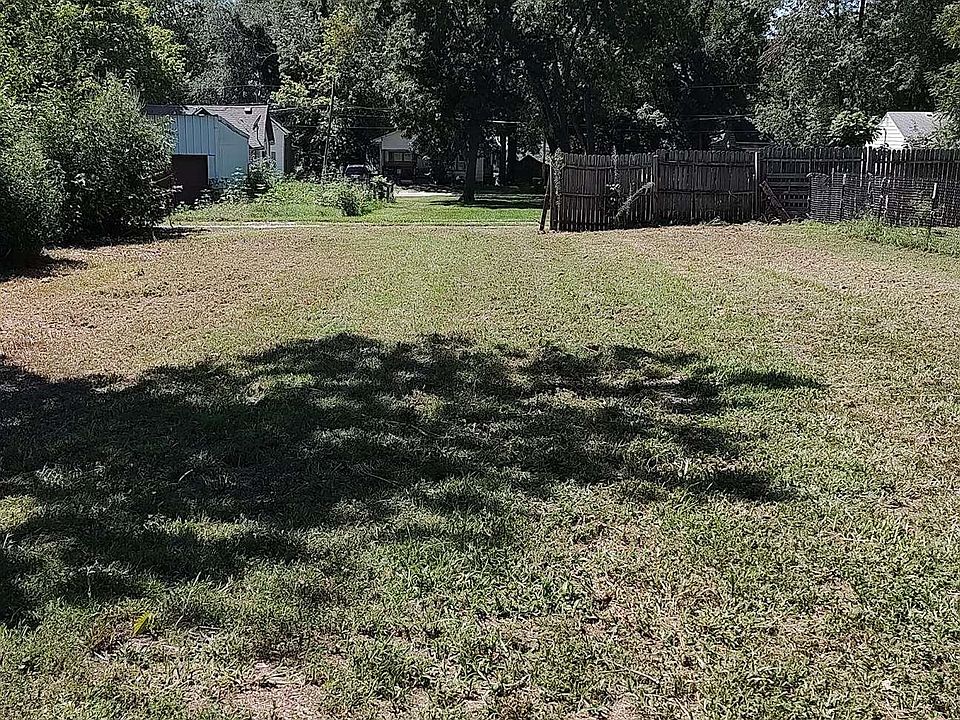 2nd image of 603 S Orchard