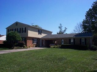 7754 Whitehall Cir E, West Chester, OH