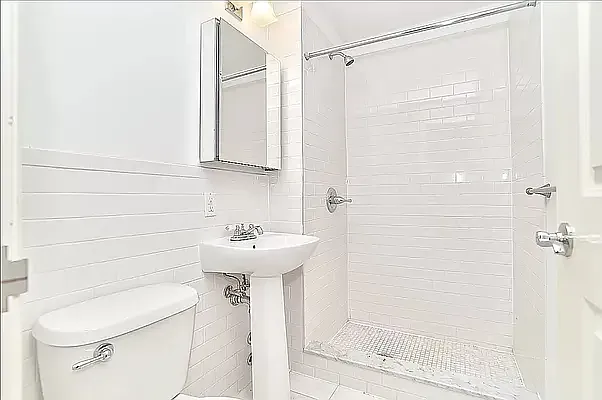 Rented by REAL New York | media 26