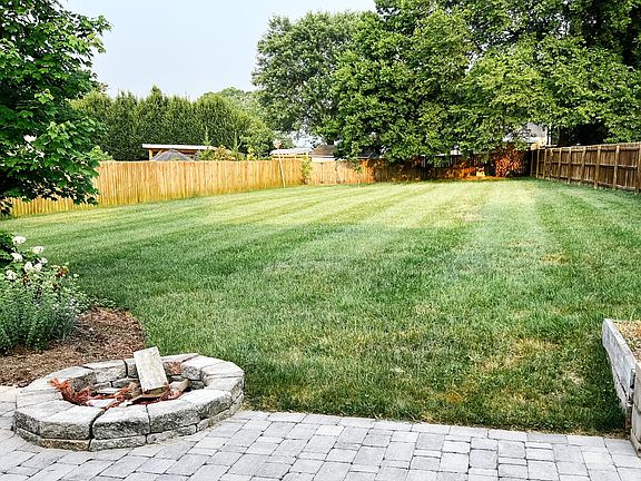 Enjoy relaxing nights at home, within your secluded getaway. Retreat to your private stone patio to take in the scenic sunset views, lounge by the fire pit, and unwind with good friends. Gaze at the starlit sky & listen to nature's evening song before co