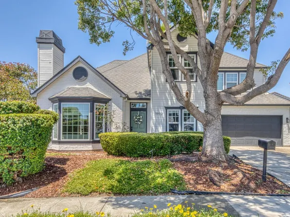 1992 Princeton Ct, Salinas, CA 93906