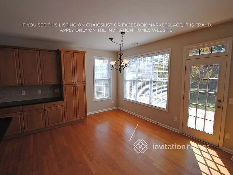 407 White Cloud Trl — Photo 3
