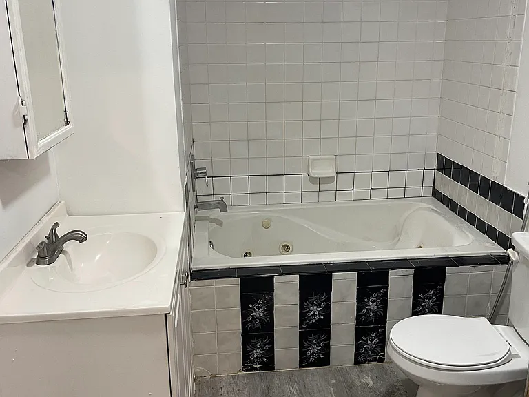 9430 Glade Ave #4 — Photo 8