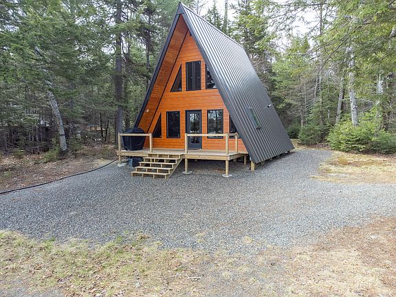 2nd image of 173 Evergreen Way