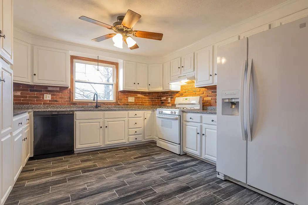 1 bed, 1428 sqft, $1,850 — Photo 1