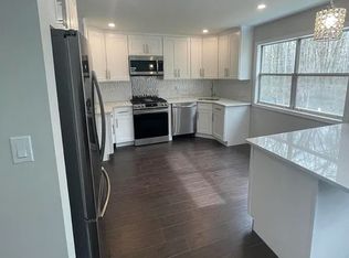 (Undisclosed Address), Englishtown, NJ 07726