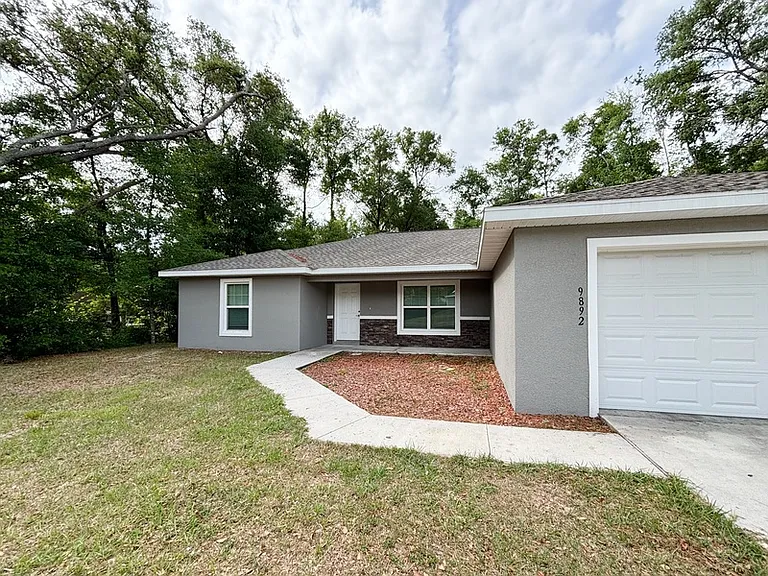 9892 SW 189th Cir — Photo 4