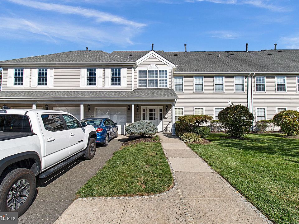 808 Eagles Chase Dr 112 Lawrence Township Nj 08648 Zillow