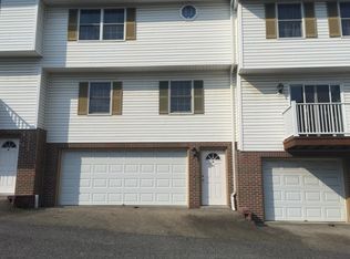 1340 Headlee Ave, Morgantown, WV 26505