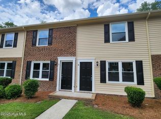 101 David Dr APT B6, Greenville, NC 27858