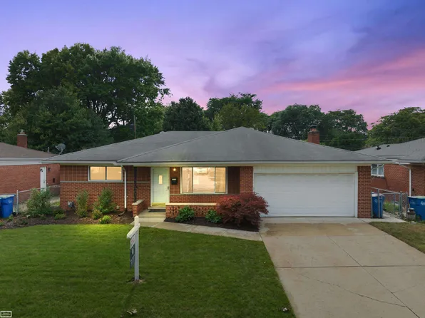29439 Apolonia Dr, Warren, MI 48092