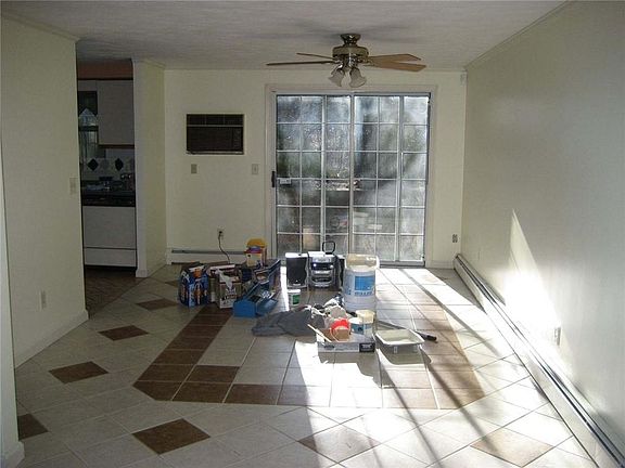 3rd image of 45 Marigold Cir #45