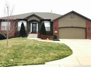828 N Bedford Ct, Wichita, KS 67206