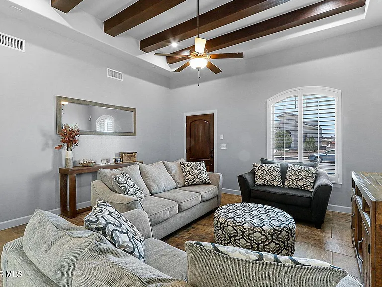 2852 Tierra Oasis St — Photo 3