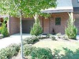 1052 Inverness Cove Way, Birmingham, AL 35242