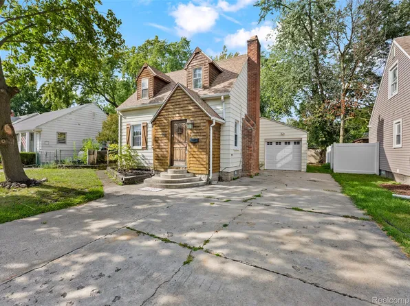 1674 Eaton Rd, Berkley, MI 48072