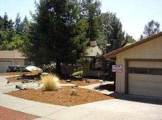 2074 Mount Olive Way, Santa Rosa, CA 95404