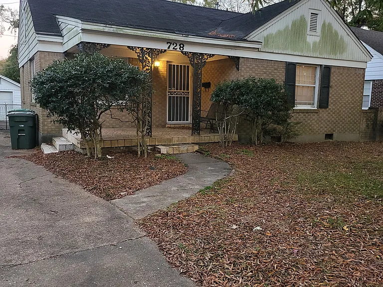 728 Goodman St — Photo 16