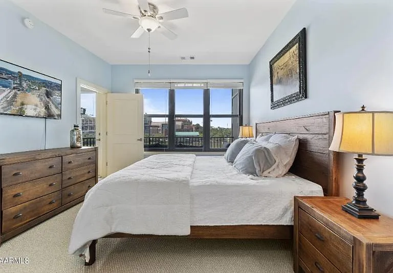 445 W Blount Ave #415 — Photo 10