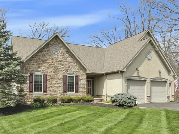 3439 McCammon Chase Dr, Lewis Center, OH 43035