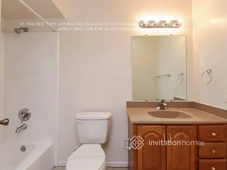 12042 N 28th Pl — Photo 16