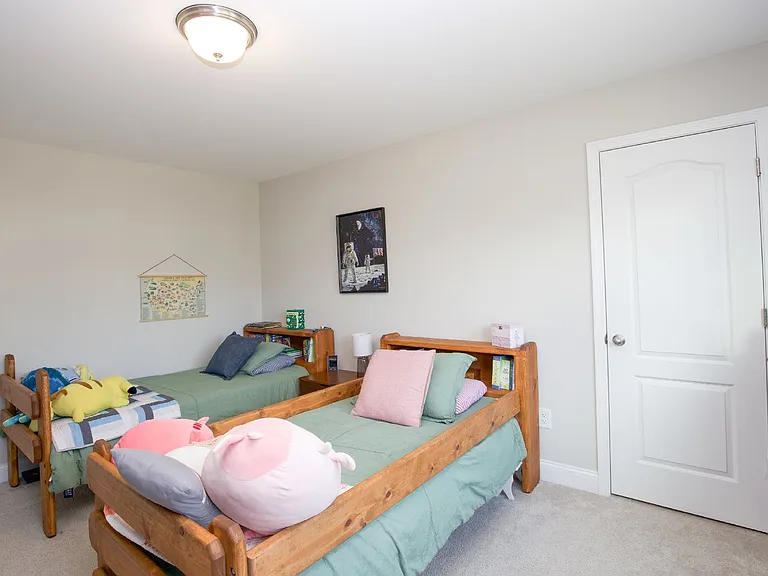 240 Parrish Ln — Photo 41