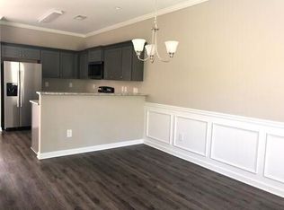 326 Fieldcrest Dr, Dallas, GA 30132