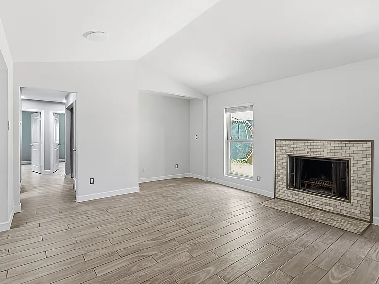 5113 Shoregate Sq — Photo 5