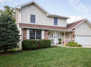 3720 Bloomington Rd, East Peoria, IL 61611