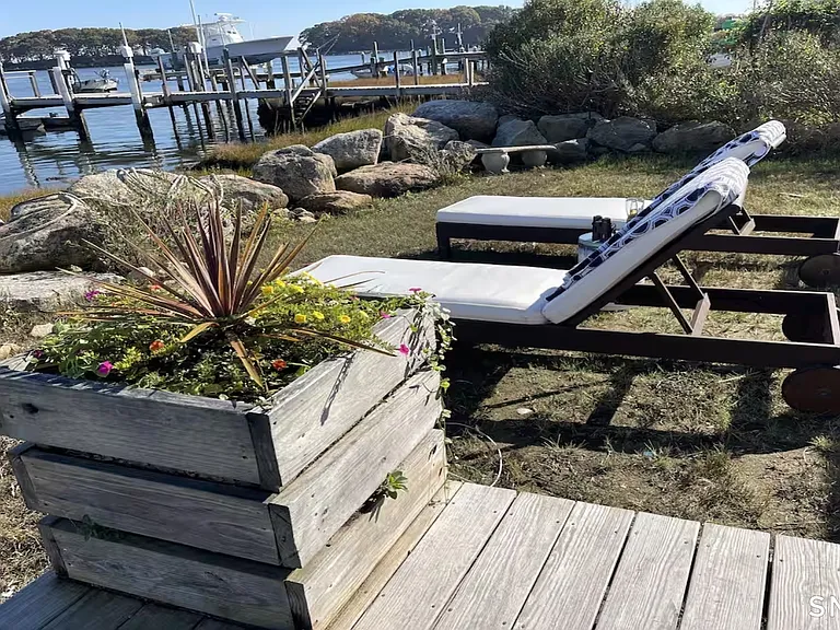 114 Jupiter Point Rd — Photo 26