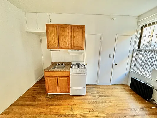 Rented by GreenVill Real Estate LLC | media 3