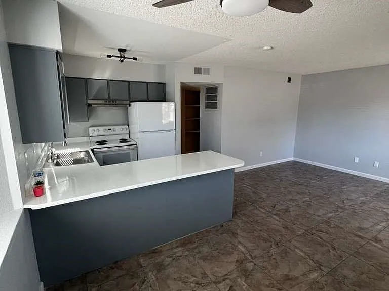 5662 E Lake Mead Blvd #A — Photo 3