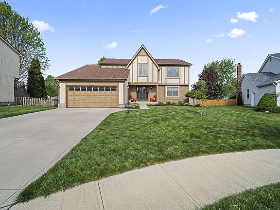 3rd image of 3261 Prairie Gardens Ct