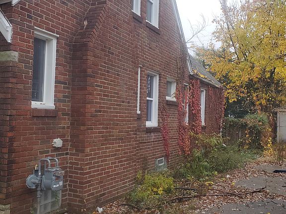 5th image of 11102 Courville St