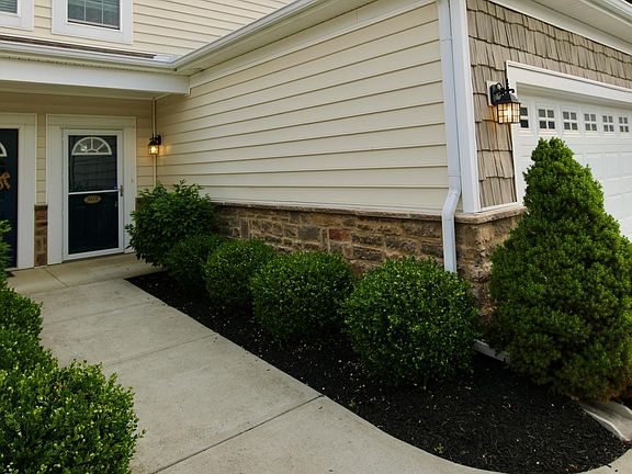 2nd image of 3816 Saint Malo Way