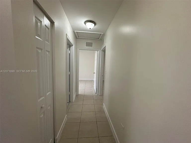 228 NW 14th Ave #0 — Photo 17