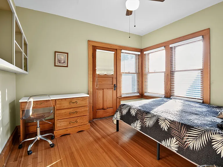 719 Pine St — Photo 28
