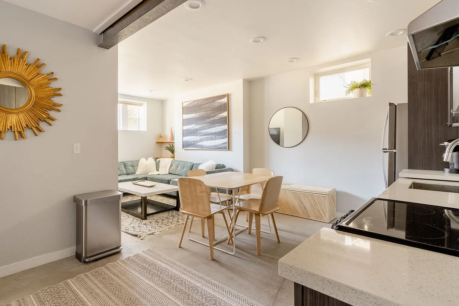 2 bed, 2.0 bath, 990 sqft, $3,595 — Photo 4