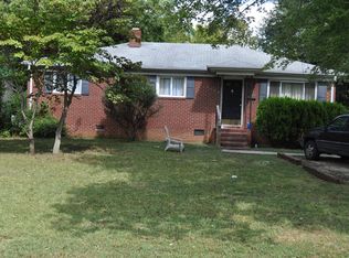 3609 Stonehaven Dr, Charlotte, NC 28215